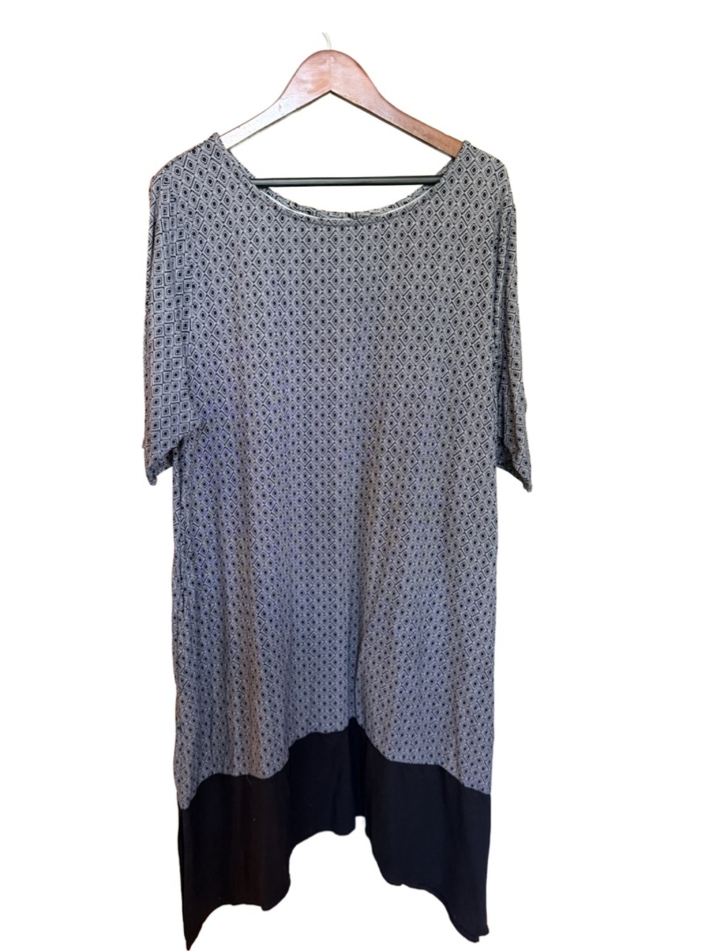 Cuddl Duds Flexwear Women’s Patterned Short Sleeve Super Soft Dress - Black/Grey